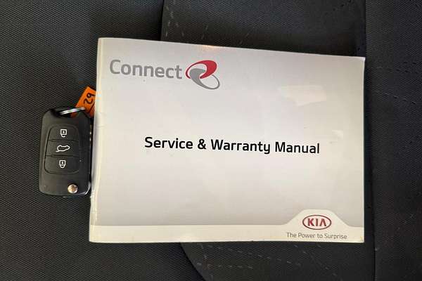 2013 Kia Rio S UB