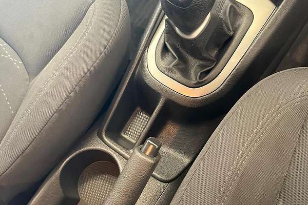 2013 Kia Rio S UB