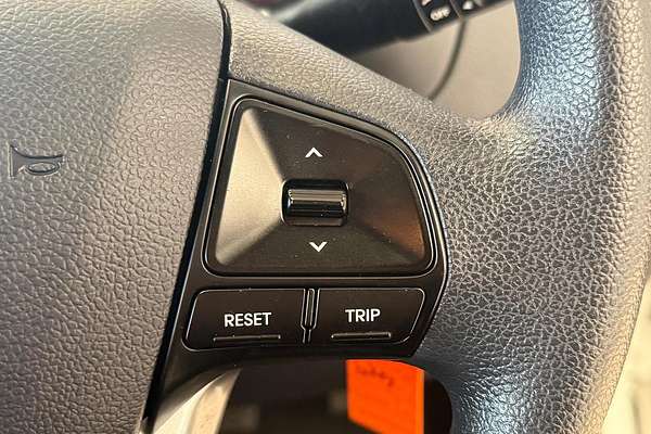 2013 Kia Rio S UB