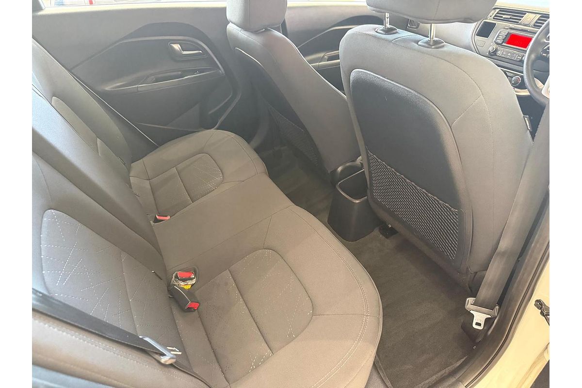 2013 Kia Rio S UB