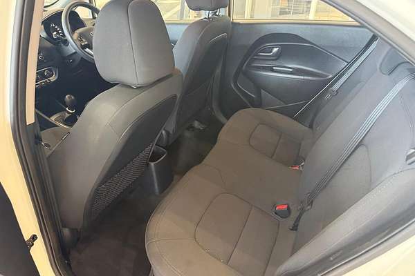 2013 Kia Rio S UB