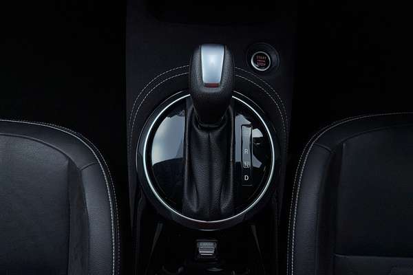 2020 Nissan JUKE Ti F16