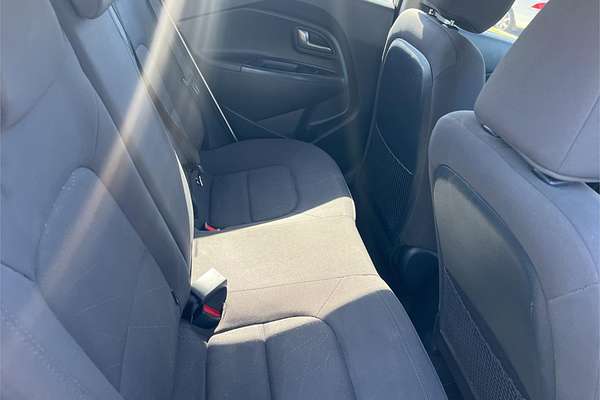2013 Kia Rio S UB