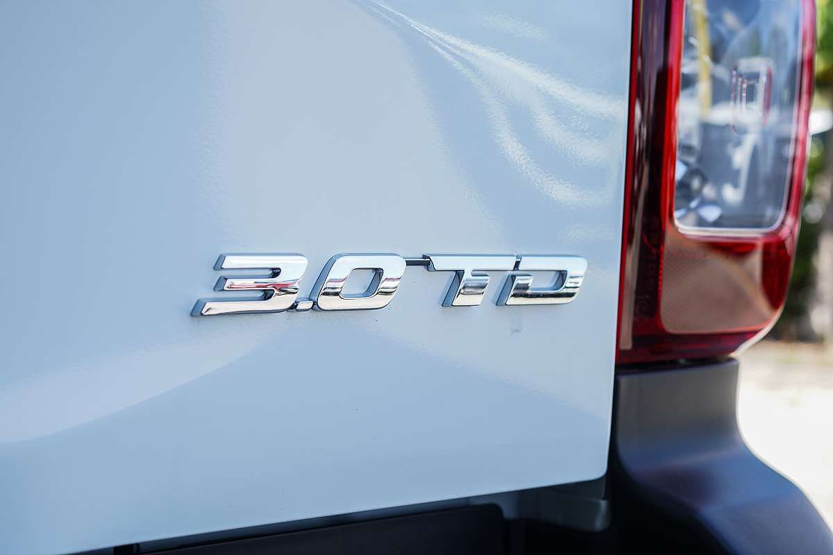 2025 Isuzu D-MAX X-RIDER 4X4