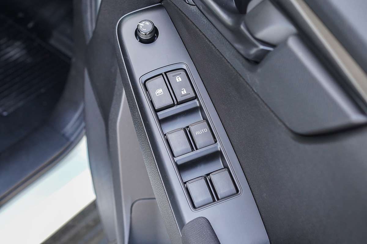 2025 Isuzu D-MAX X-RIDER 4X4