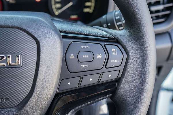 2025 Isuzu D-MAX X-RIDER 4X4