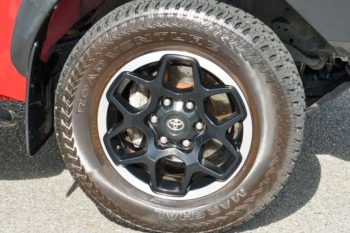 2020 Toyota Hilux Rugged X GUN126R 4X4