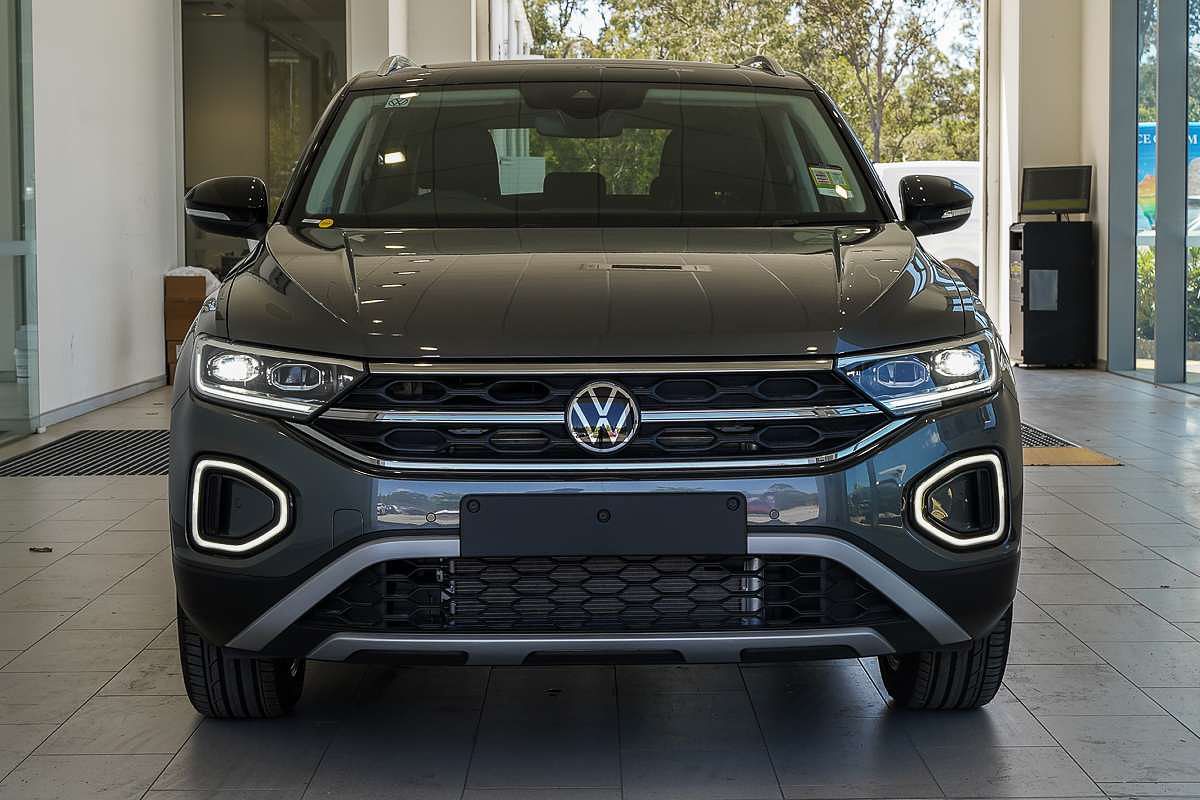 2025 Volkswagen T-Roc 110TSI Style D11