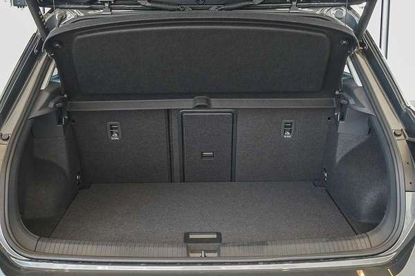 2025 Volkswagen T-Roc 110TSI Style D11