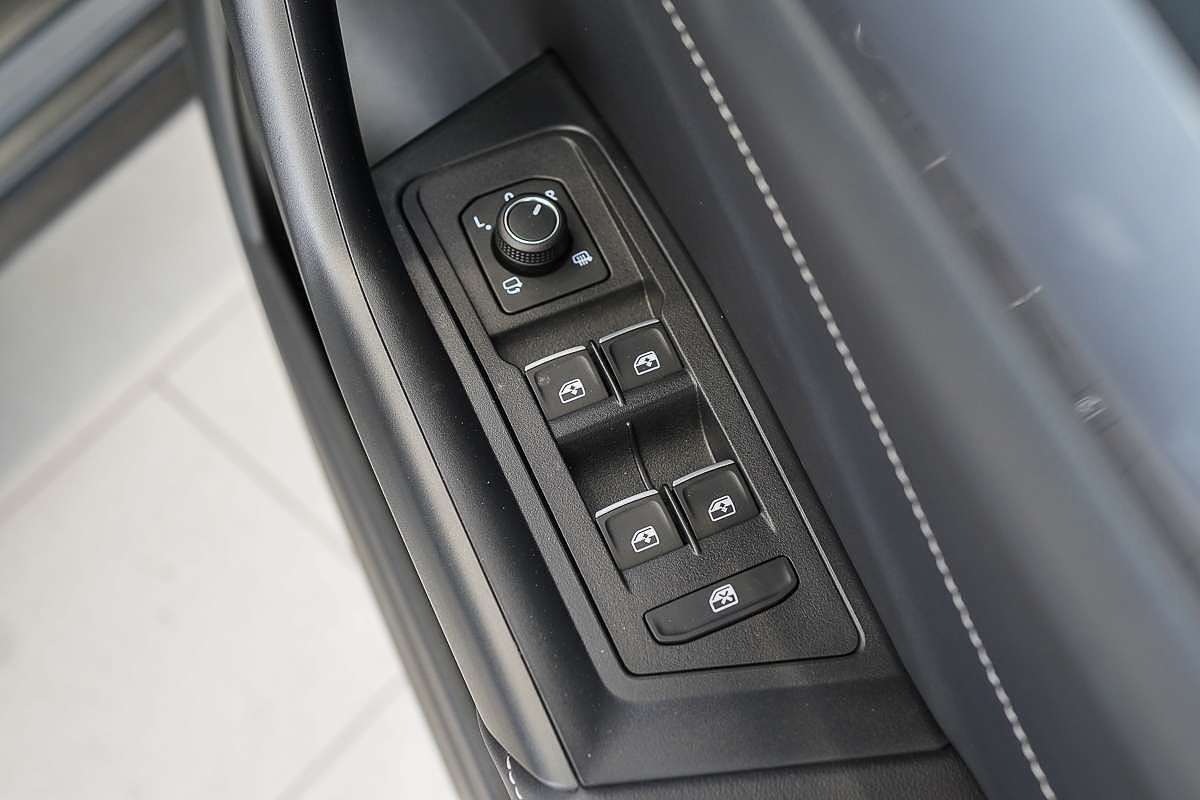 2025 Volkswagen T-Roc 110TSI Style D11