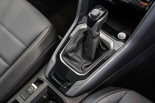 2025 Volkswagen T-Roc 110TSI Style D11