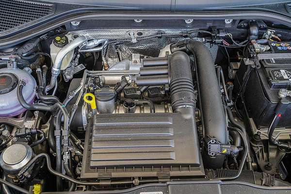 2025 Volkswagen T-Roc 110TSI Style D11