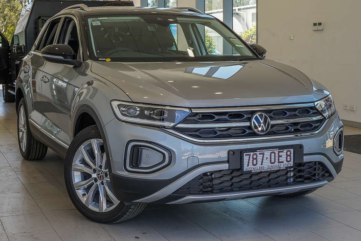 2025 Volkswagen T-Roc 110TSI Style D11