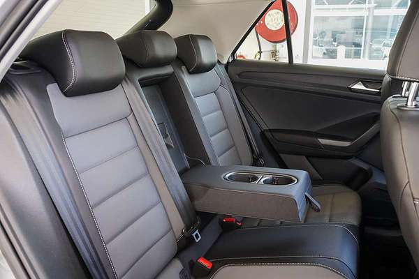 2025 Volkswagen T-Roc 110TSI Style D11