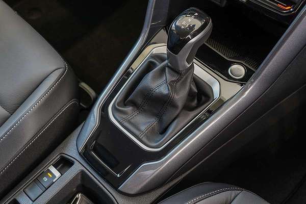 2025 Volkswagen T-Roc 110TSI Style D11