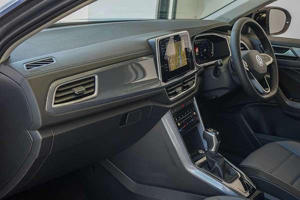 2025 Volkswagen T-Roc 110TSI Style D11