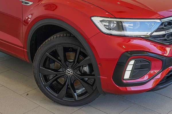 2025 Volkswagen T-Roc 140TSI R-Line D11