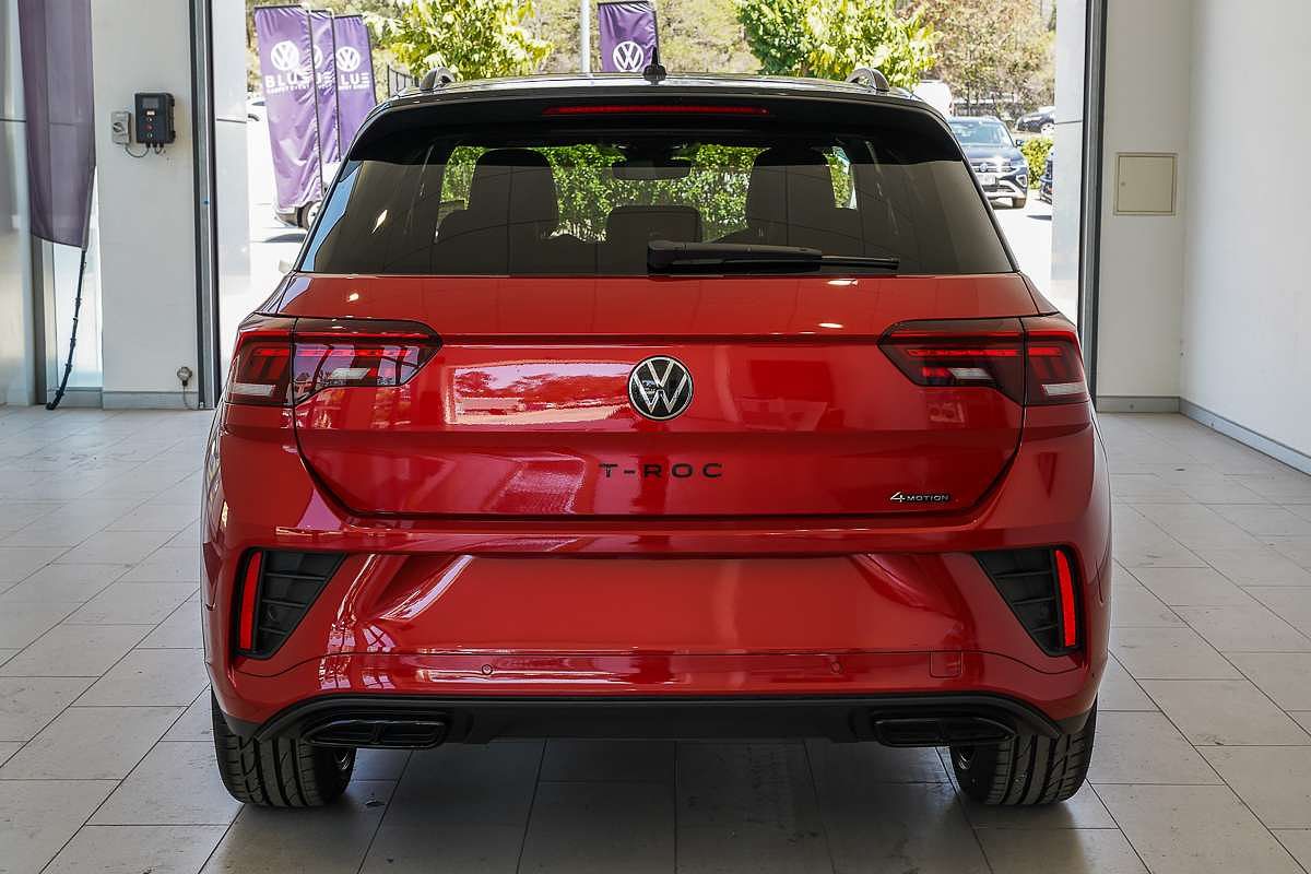 2025 Volkswagen T-Roc 140TSI R-Line D11