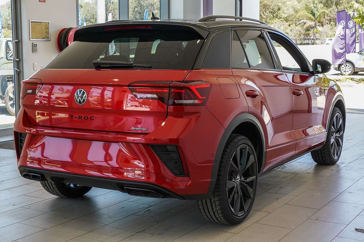 2025 Volkswagen T-Roc 140TSI R-Line D11