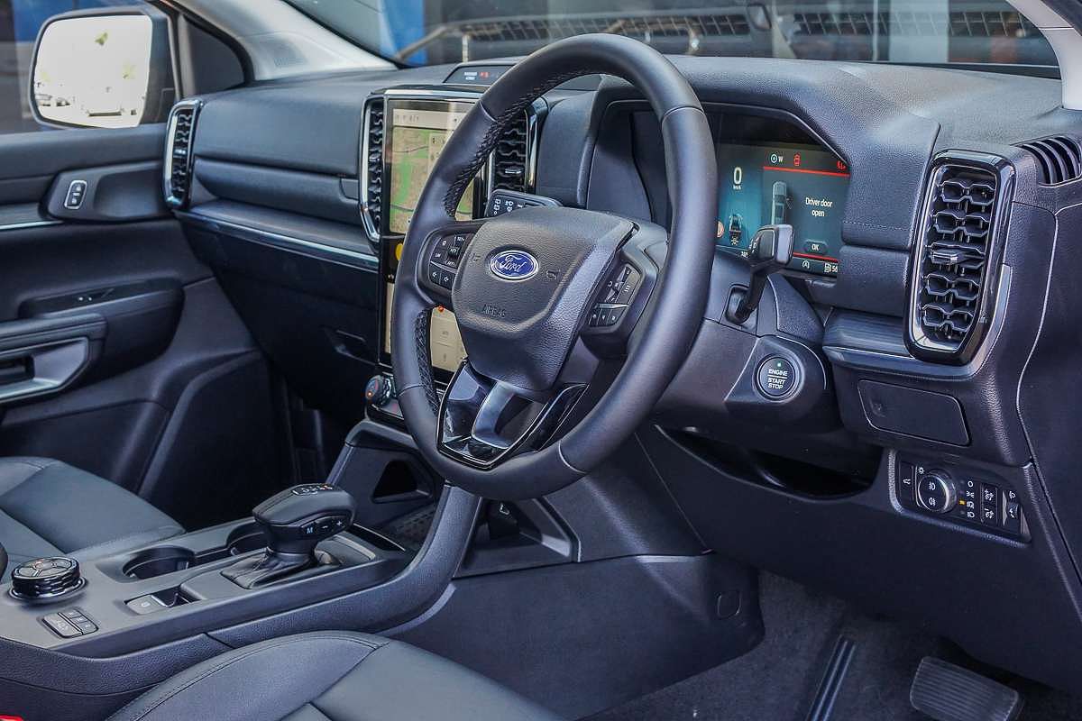 2025 Ford Everest Trend  2.0L