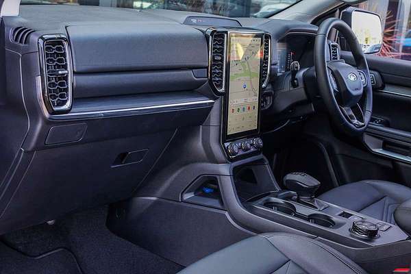 2025 Ford Everest Trend  2.0L