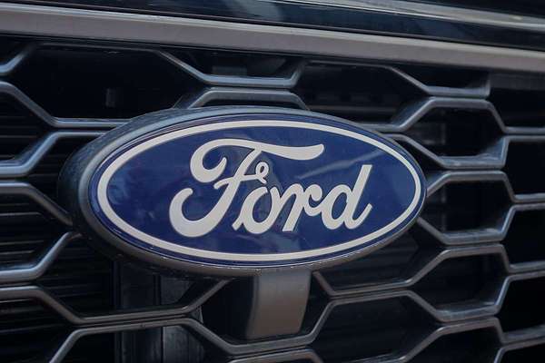 2025 Ford Transit Custom PHEV Sport SWB AV SWB Low Roof