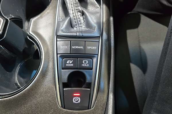 2023 Toyota Camry Ascent AXVH70R