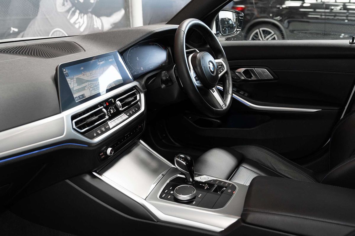 2022 BMW 3 Series 330i M Sport G20