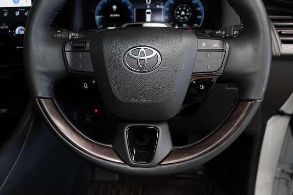 2023 Toyota Alphard Hybrid Z