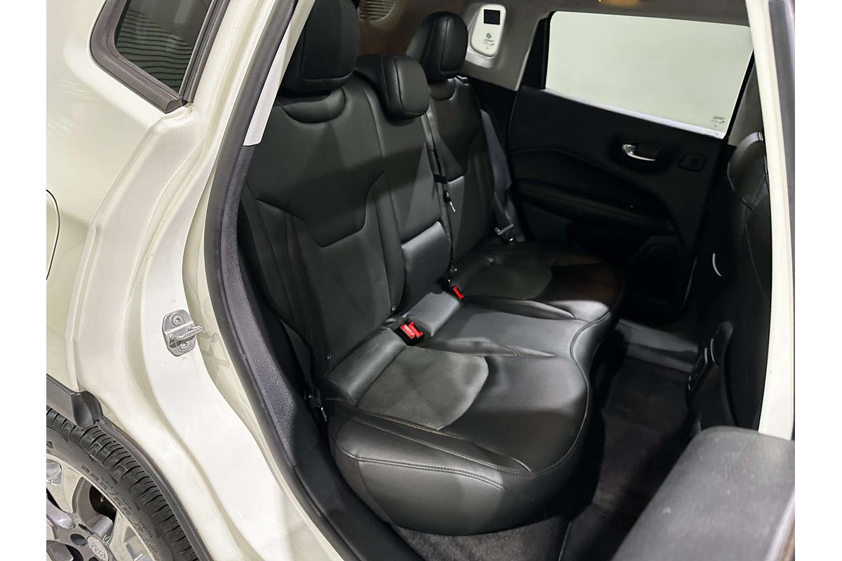 2020 Jeep Compass Limited M6
