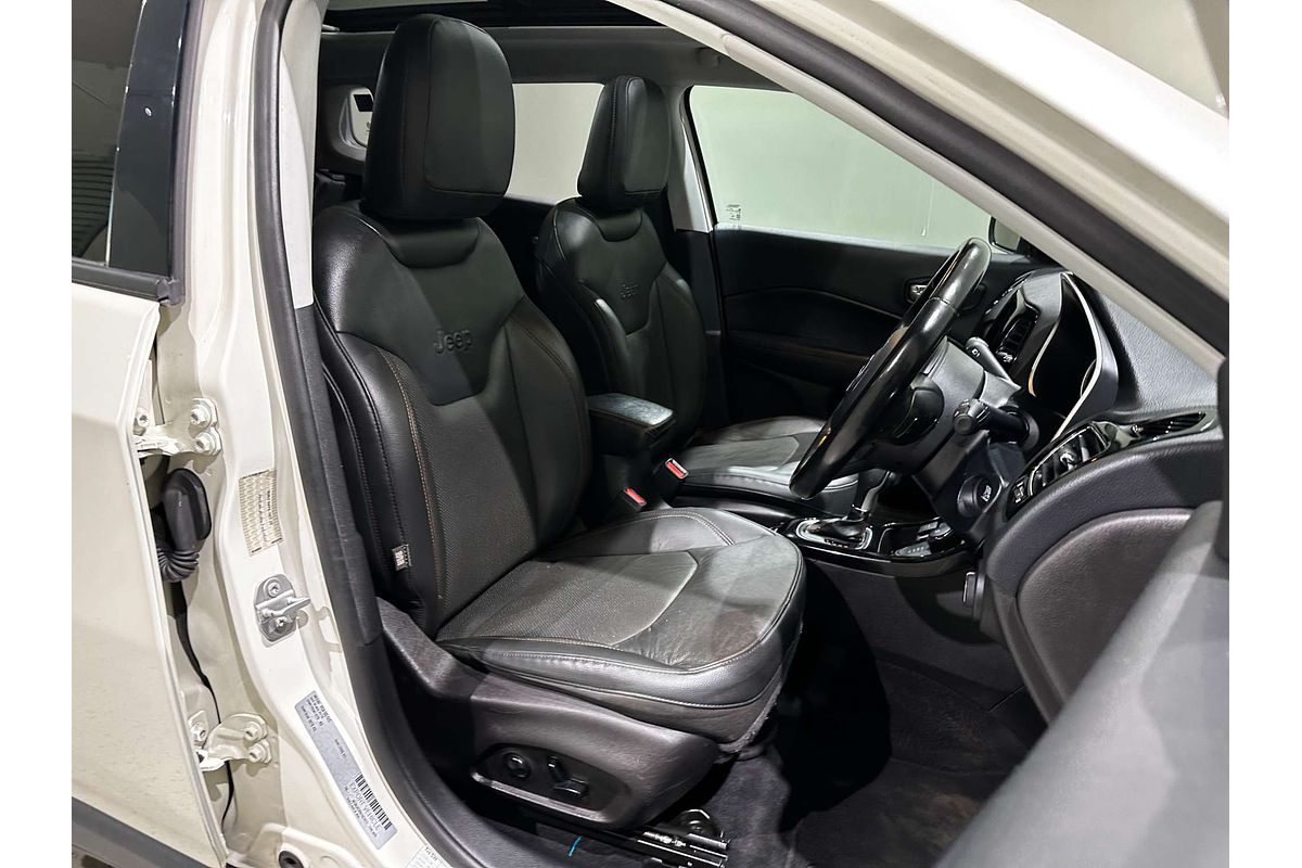 2020 Jeep Compass Limited M6