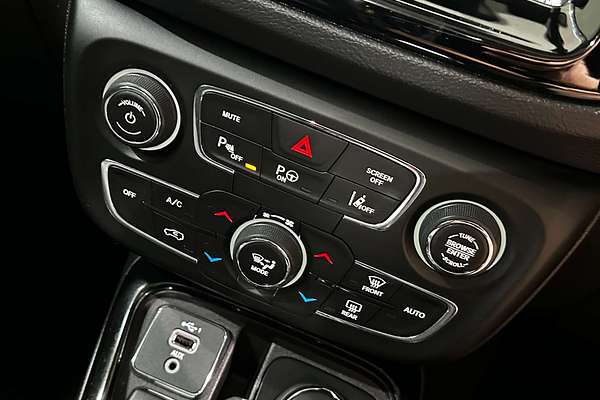 2020 Jeep Compass Limited M6