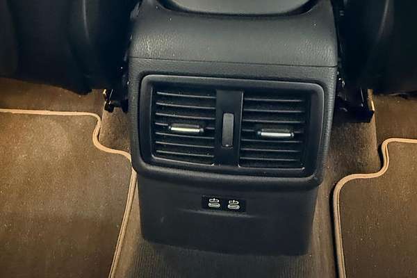 2020 BMW X1 xDrive25i F48 LCI