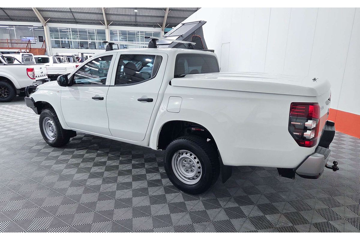 2018 Mitsubishi Triton GLX MR 4X4