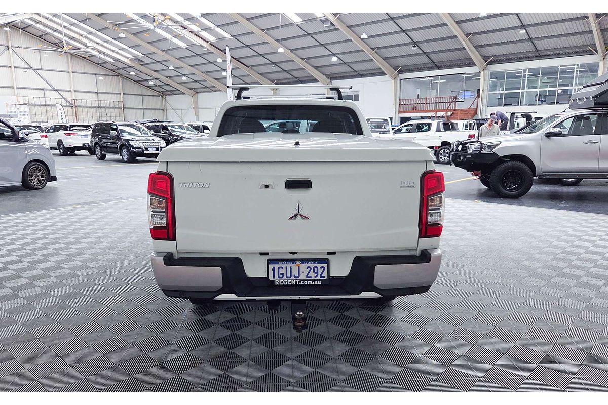 2018 Mitsubishi Triton GLX MR 4X4