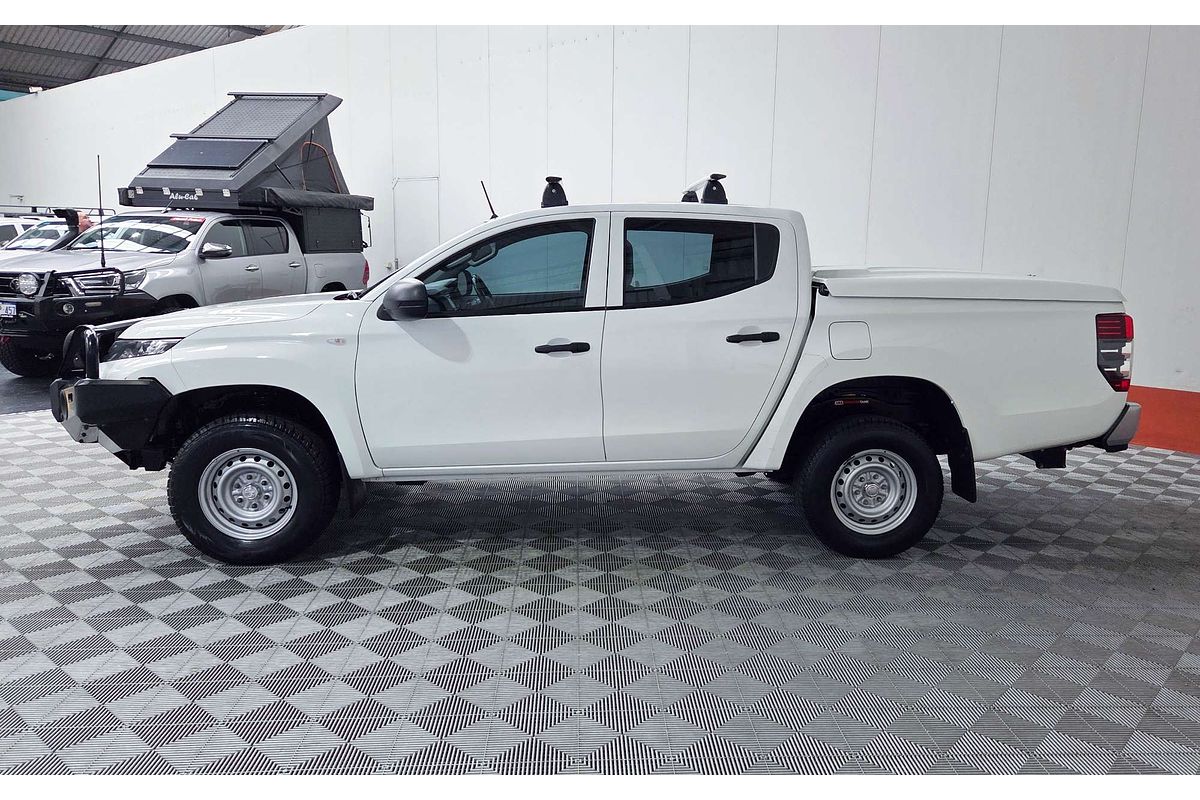 2018 Mitsubishi Triton GLX MR 4X4