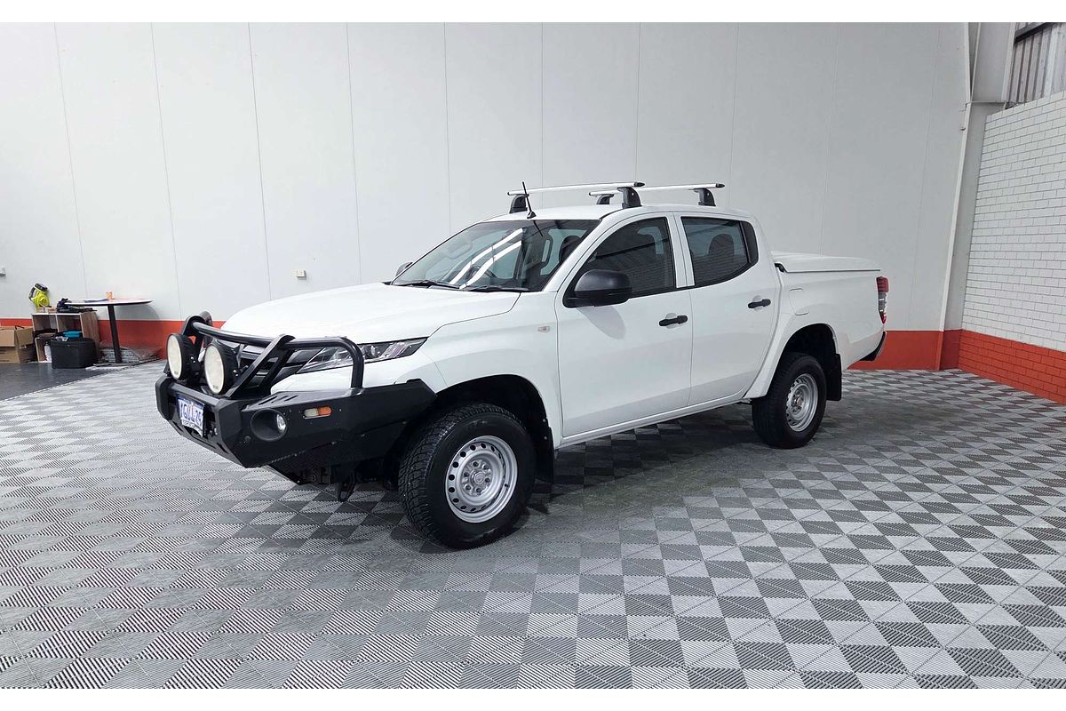2018 Mitsubishi Triton GLX MR 4X4