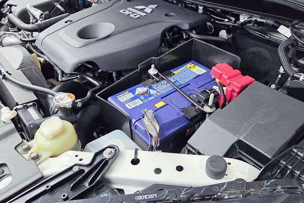 2018 Mitsubishi Triton GLX MR 4X4