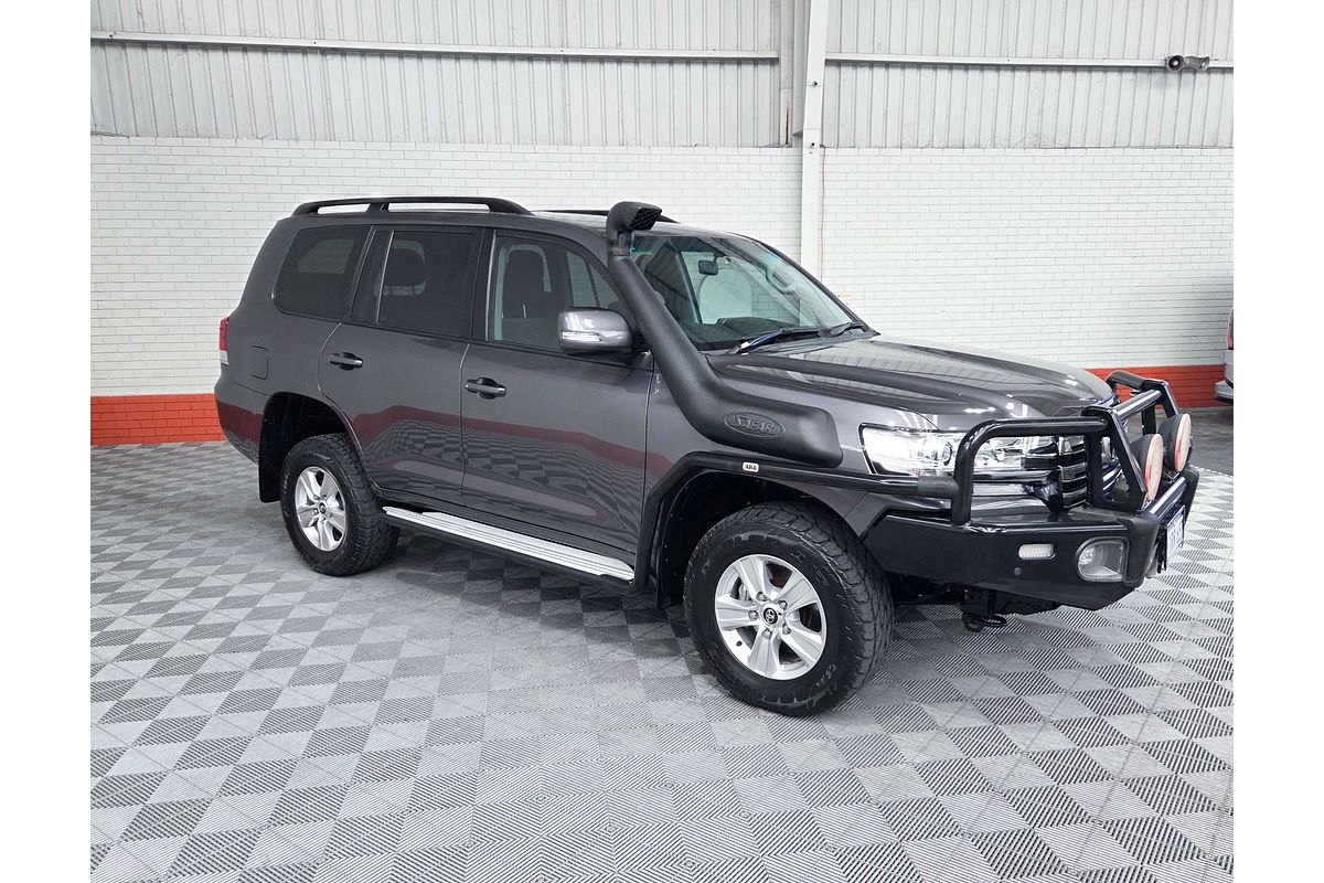 2020 Toyota Landcruiser GXL VDJ200R
