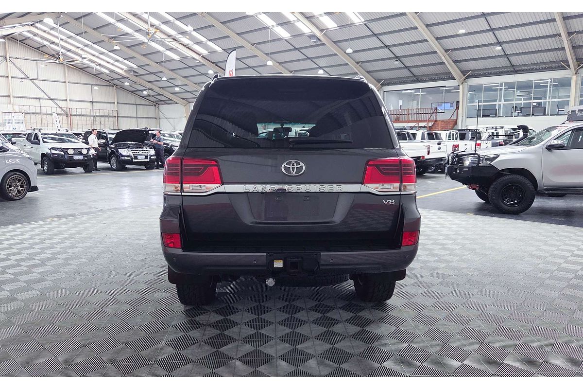 2020 Toyota Landcruiser GXL VDJ200R