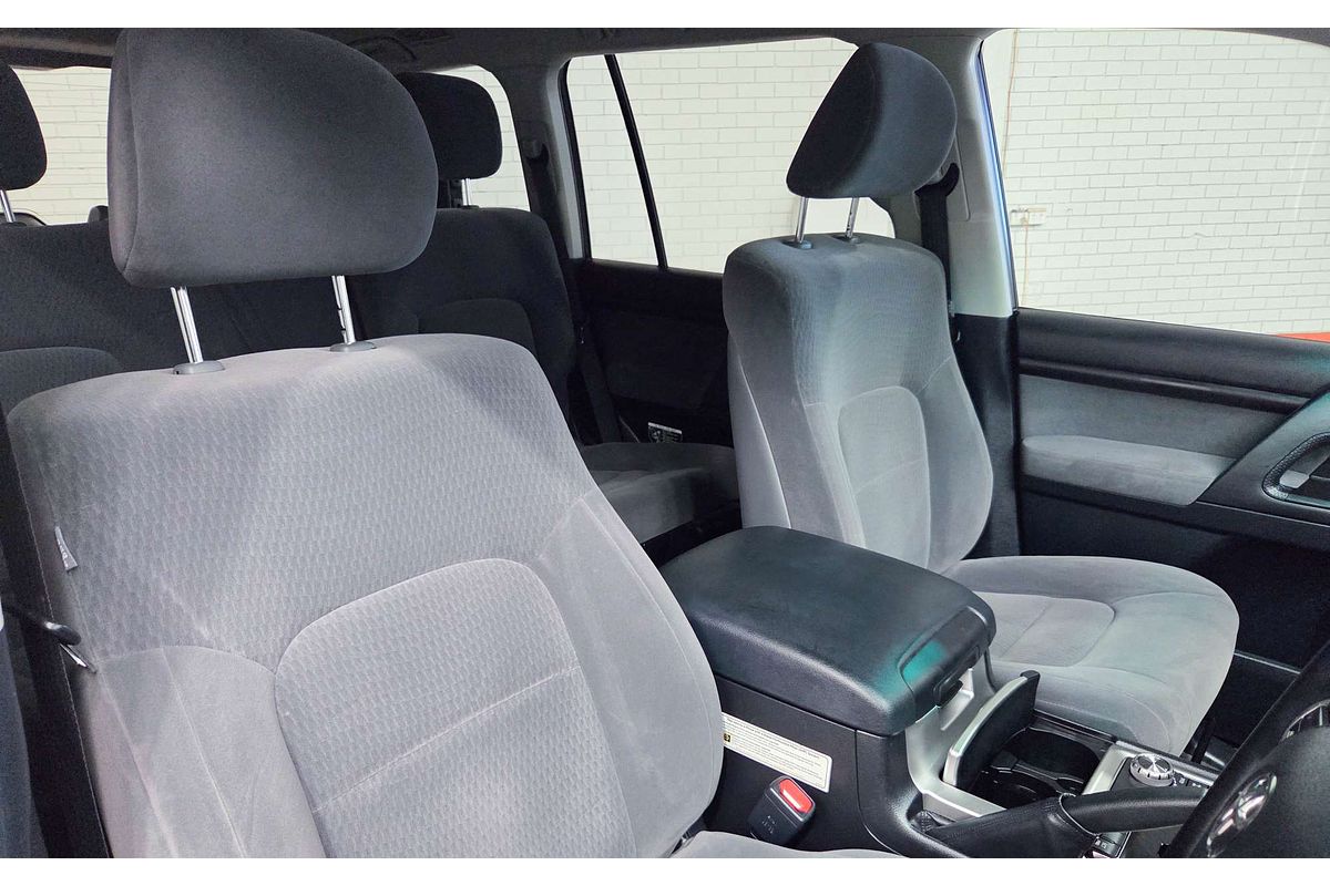 2020 Toyota Landcruiser GXL VDJ200R