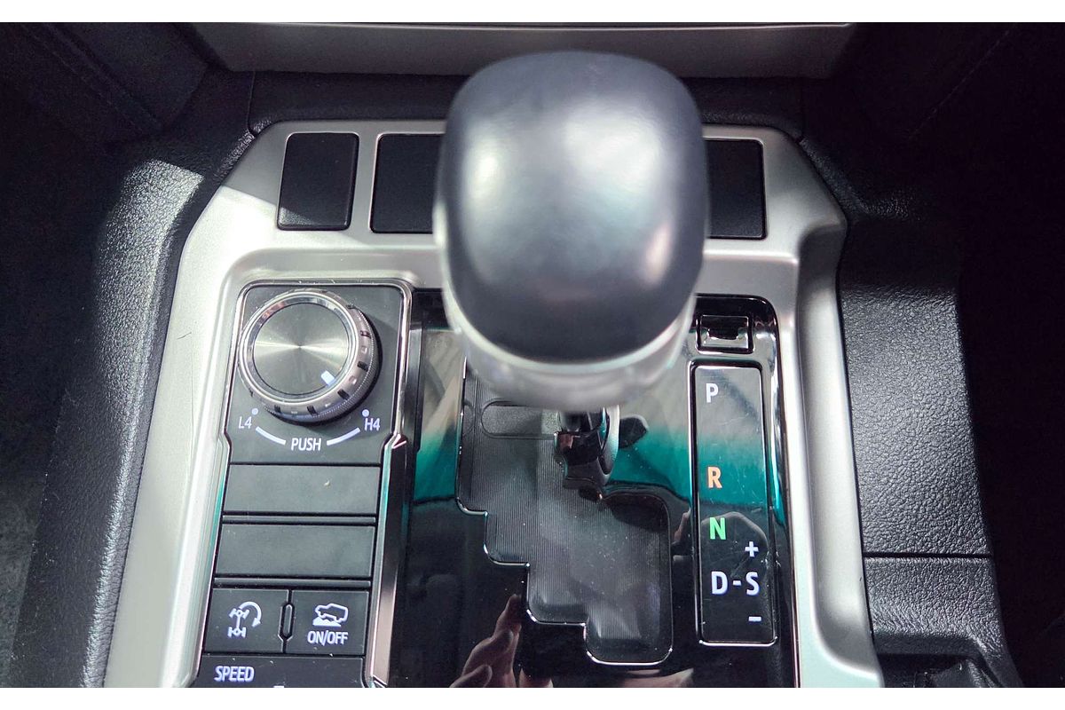 2020 Toyota Landcruiser GXL VDJ200R