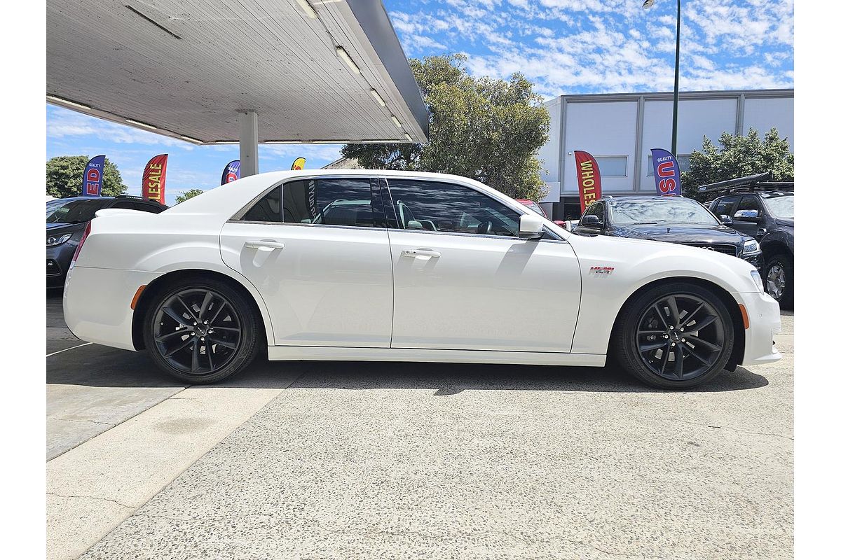 2021 Chrysler 300 SRT Core LX
