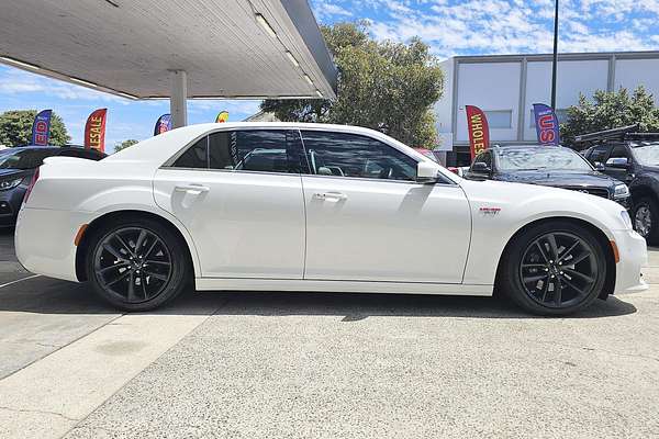 2021 Chrysler 300 SRT Core LX