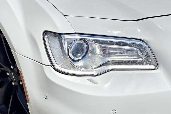 2021 Chrysler 300 SRT Core LX