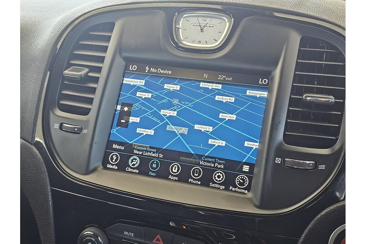 2021 Chrysler 300 SRT Core LX