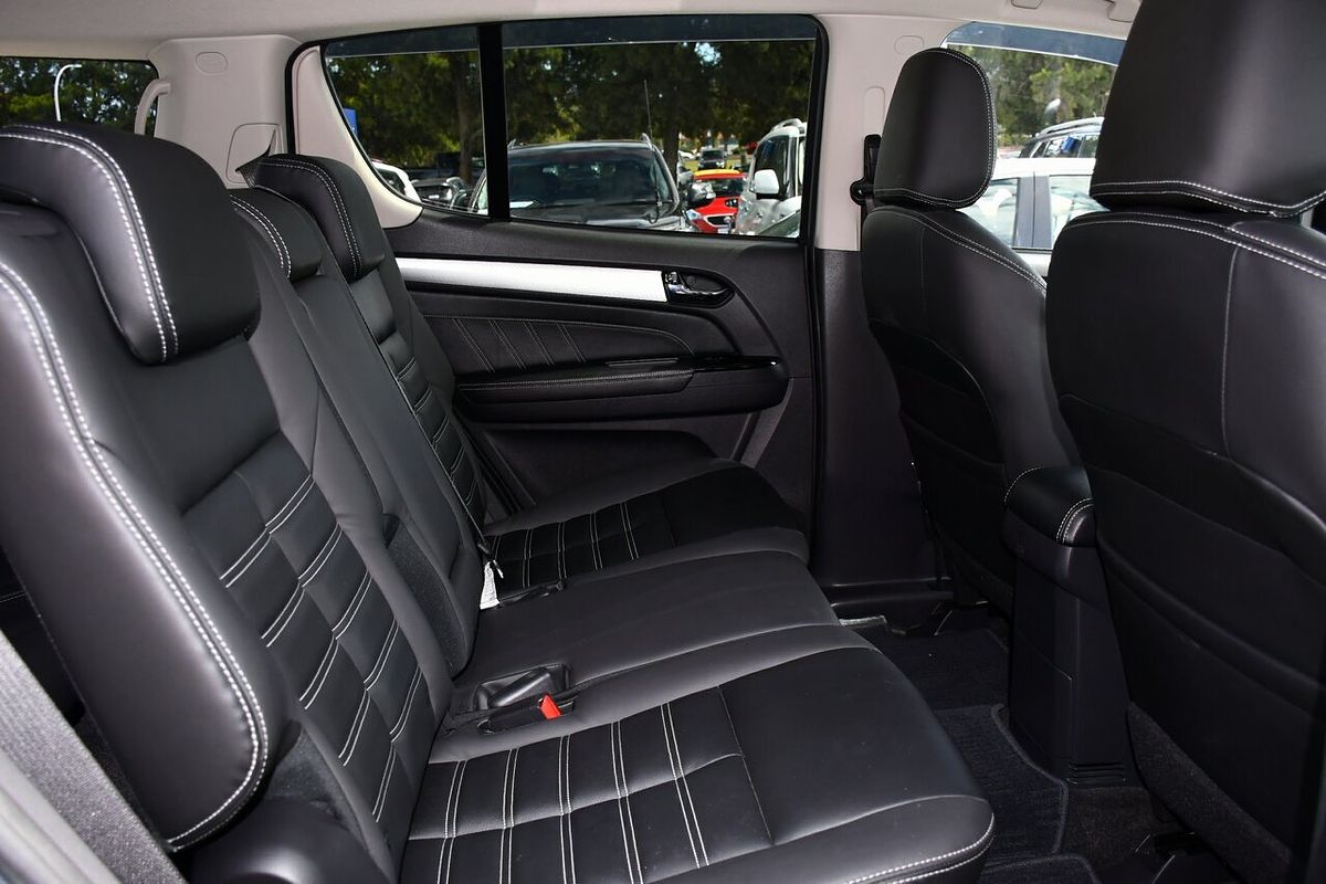 2018 Isuzu MU-X LS-T