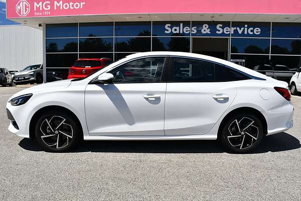 2024 MG MG5 Essence