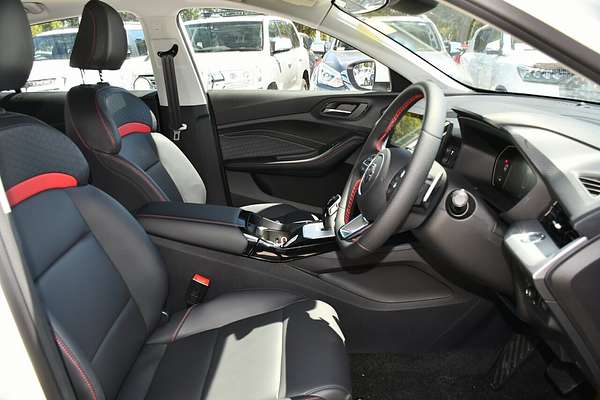 2024 MG MG5 Essence