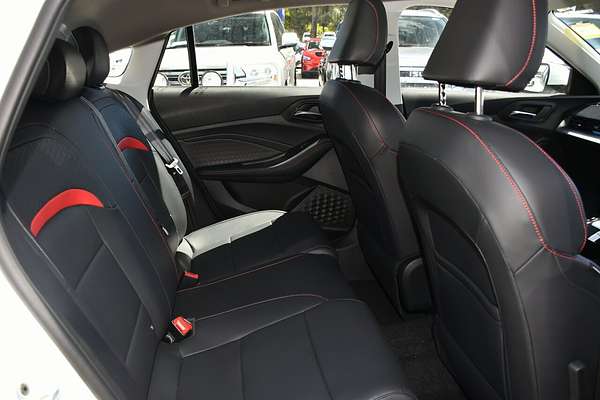 2024 MG MG5 Essence